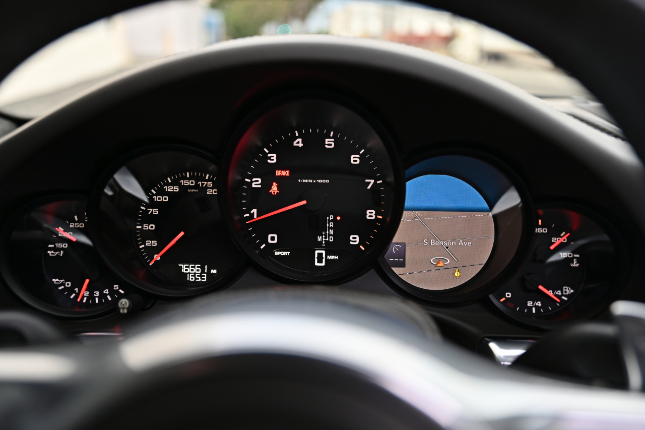 Porsche 911 photo 27