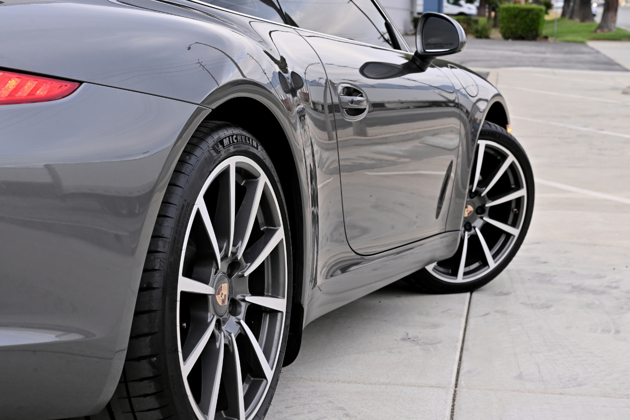 Porsche 911 photo 33