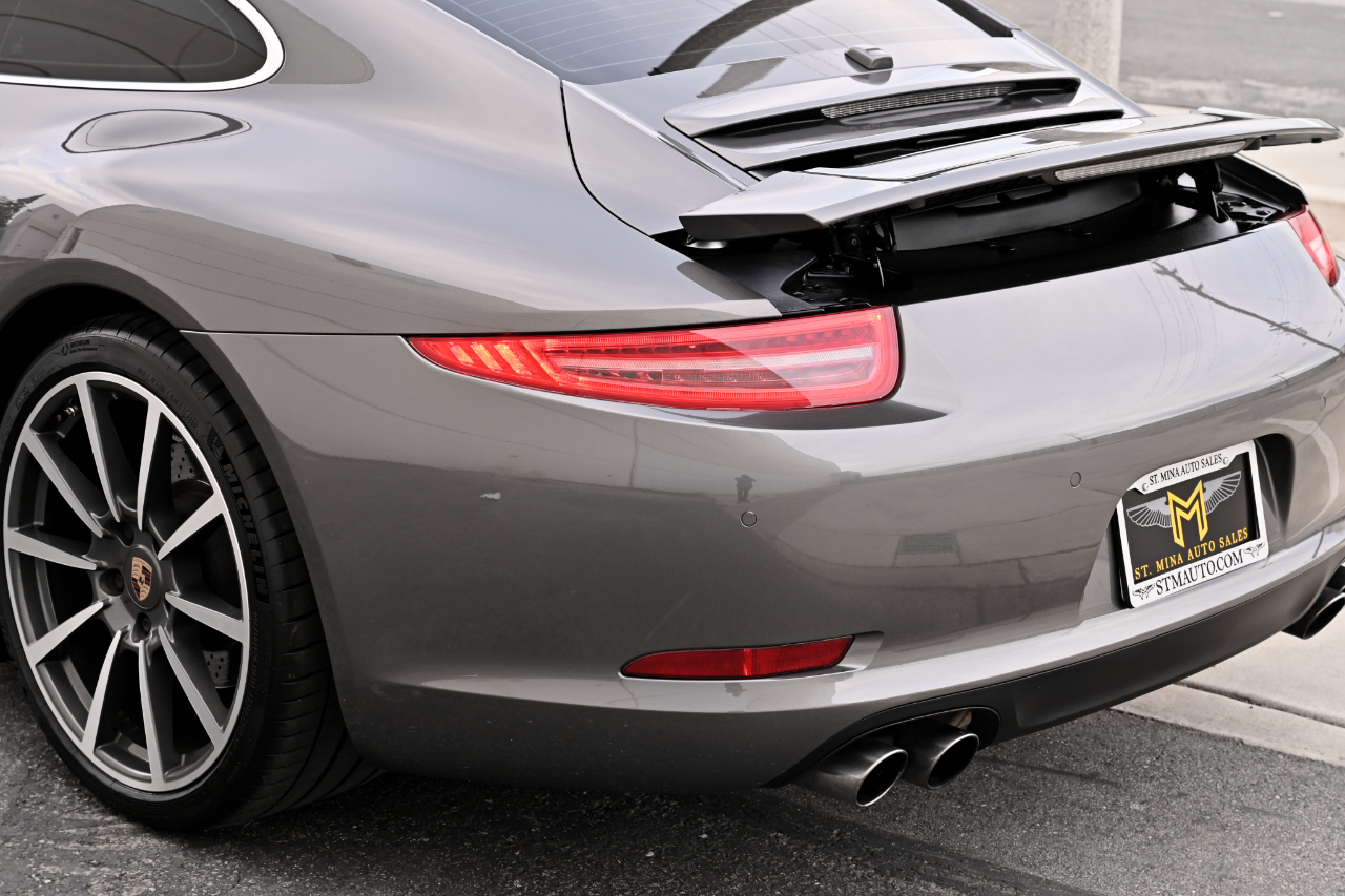 Porsche 911 photo 34