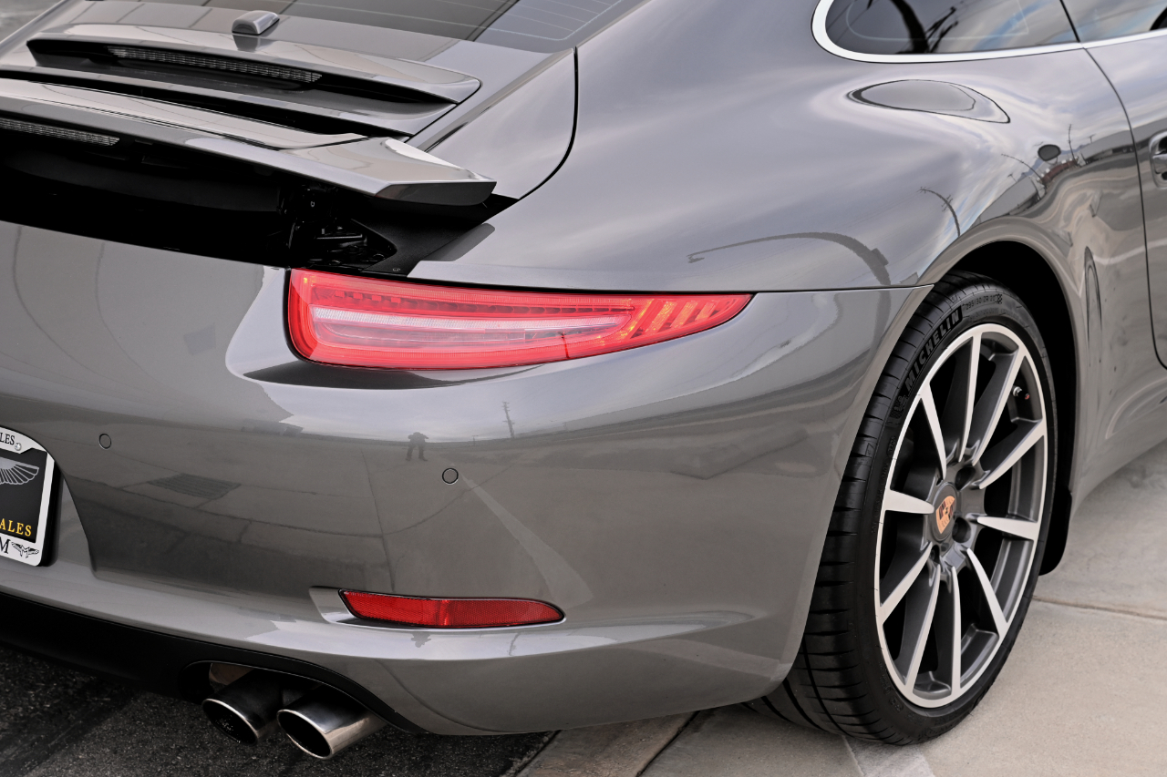 Porsche 911 photo 35
