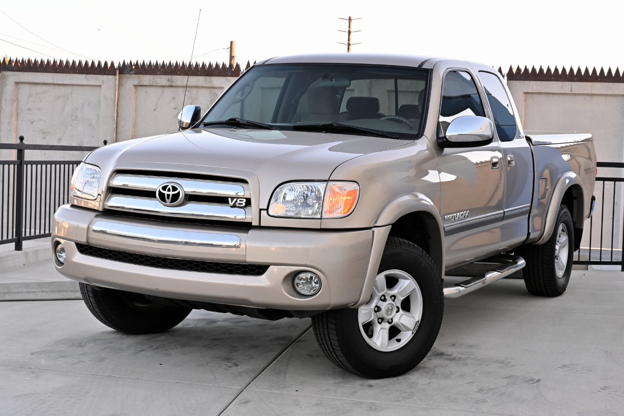 Toyota Tundra photo 3