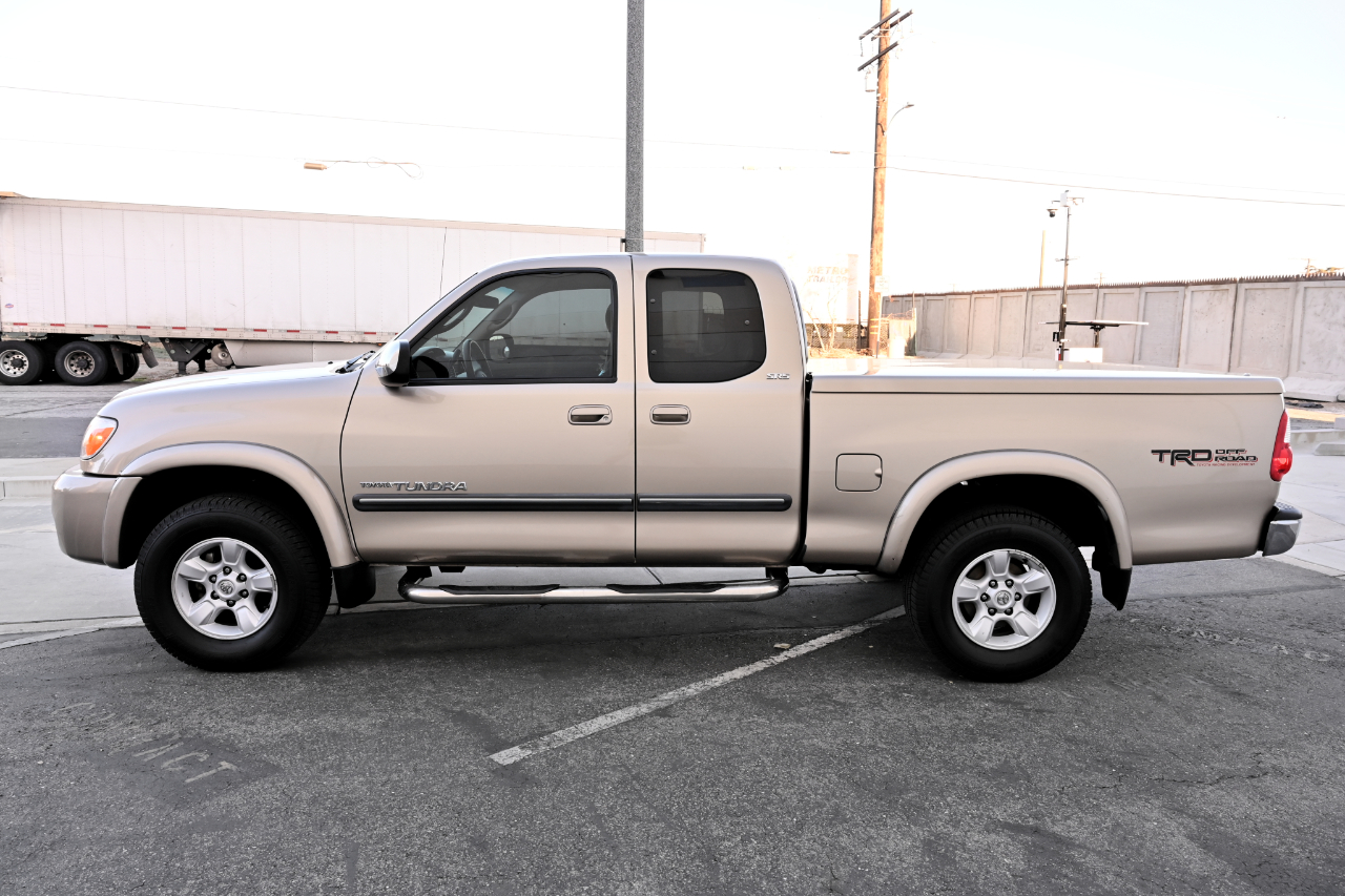 Toyota Tundra photo 4
