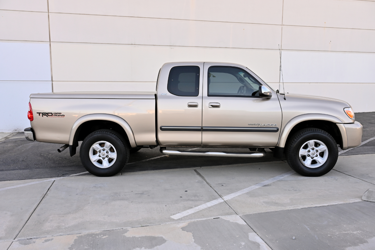 Toyota Tundra photo 8