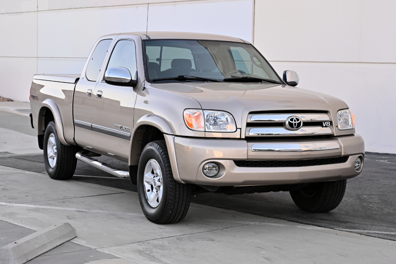Toyota Tundra photo 9