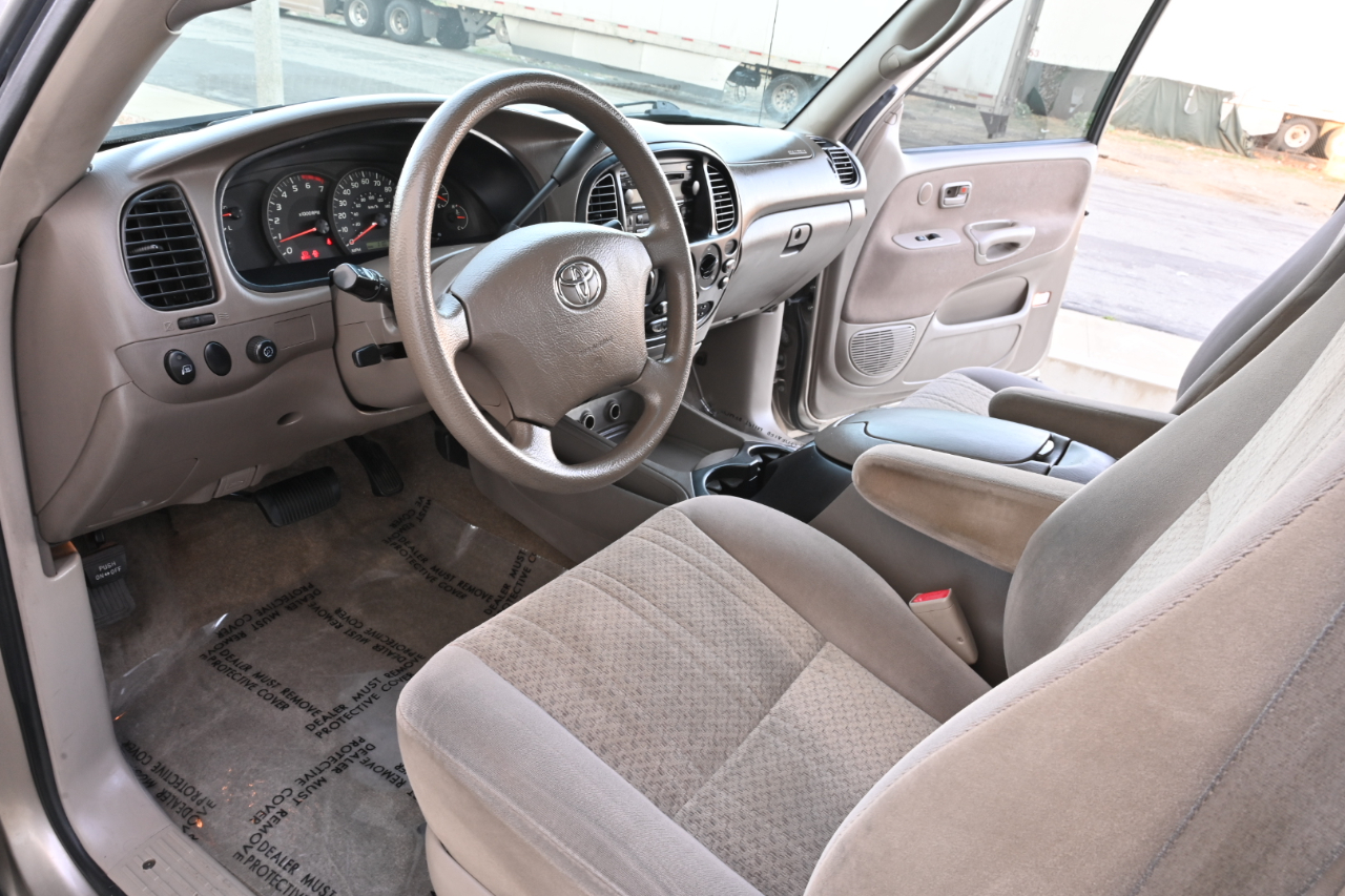 Toyota Tundra photo 14