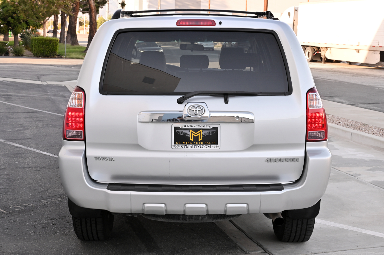 Toyota 4Runner photo 5