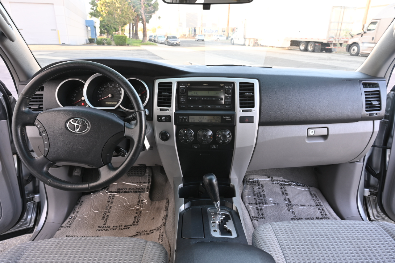 Toyota 4Runner photo 11
