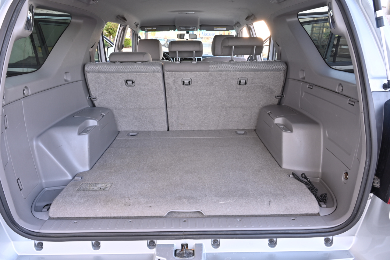 Toyota 4Runner photo 17
