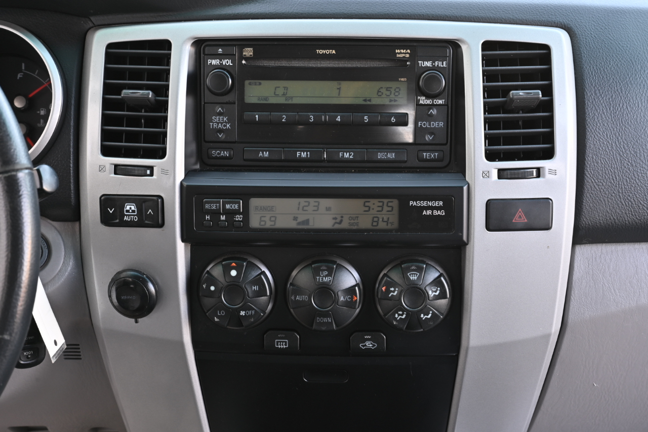 Toyota 4Runner photo 22