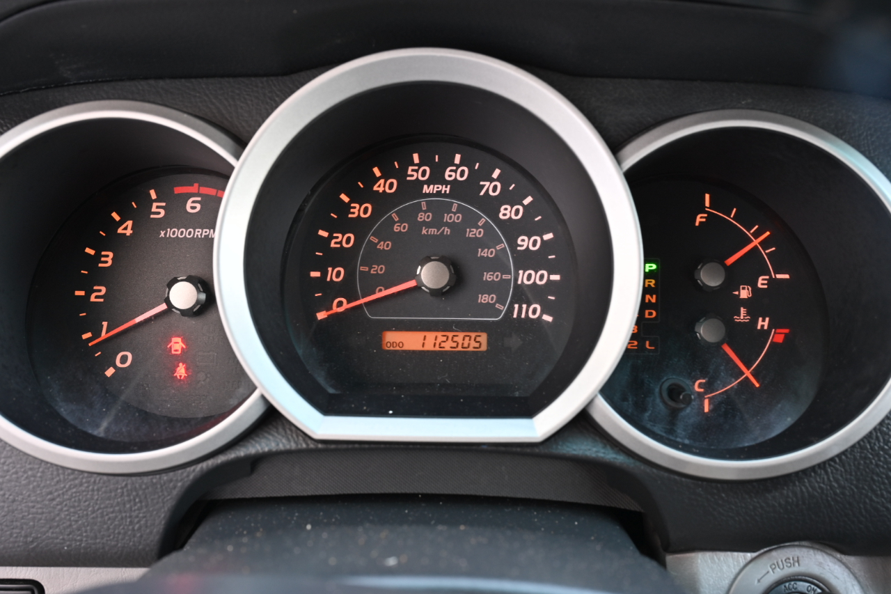 Toyota 4Runner photo 29