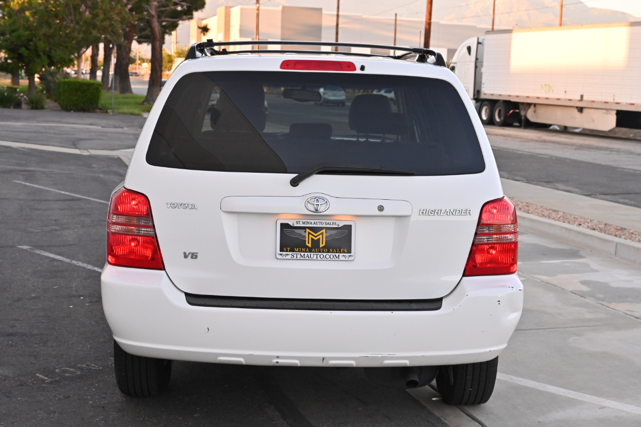 Toyota Highlander photo 5