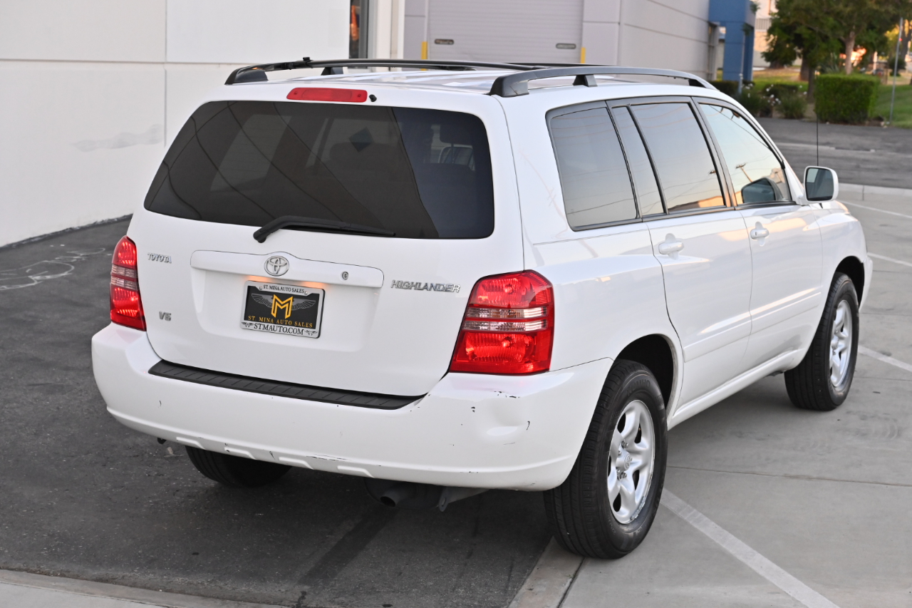 Toyota Highlander photo 6