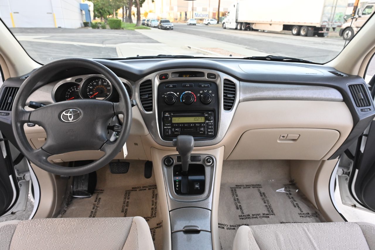 Toyota Highlander photo 11