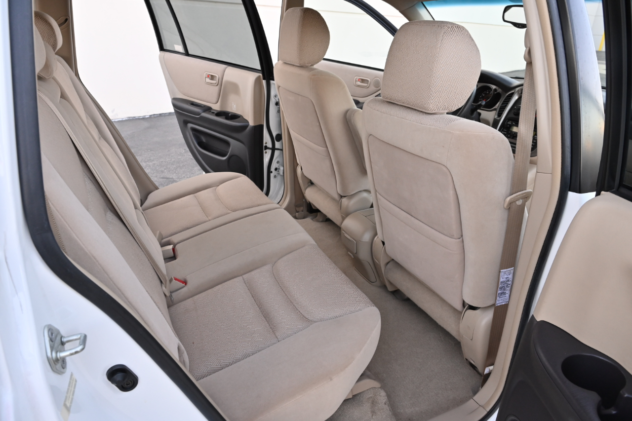 Toyota Highlander photo 15