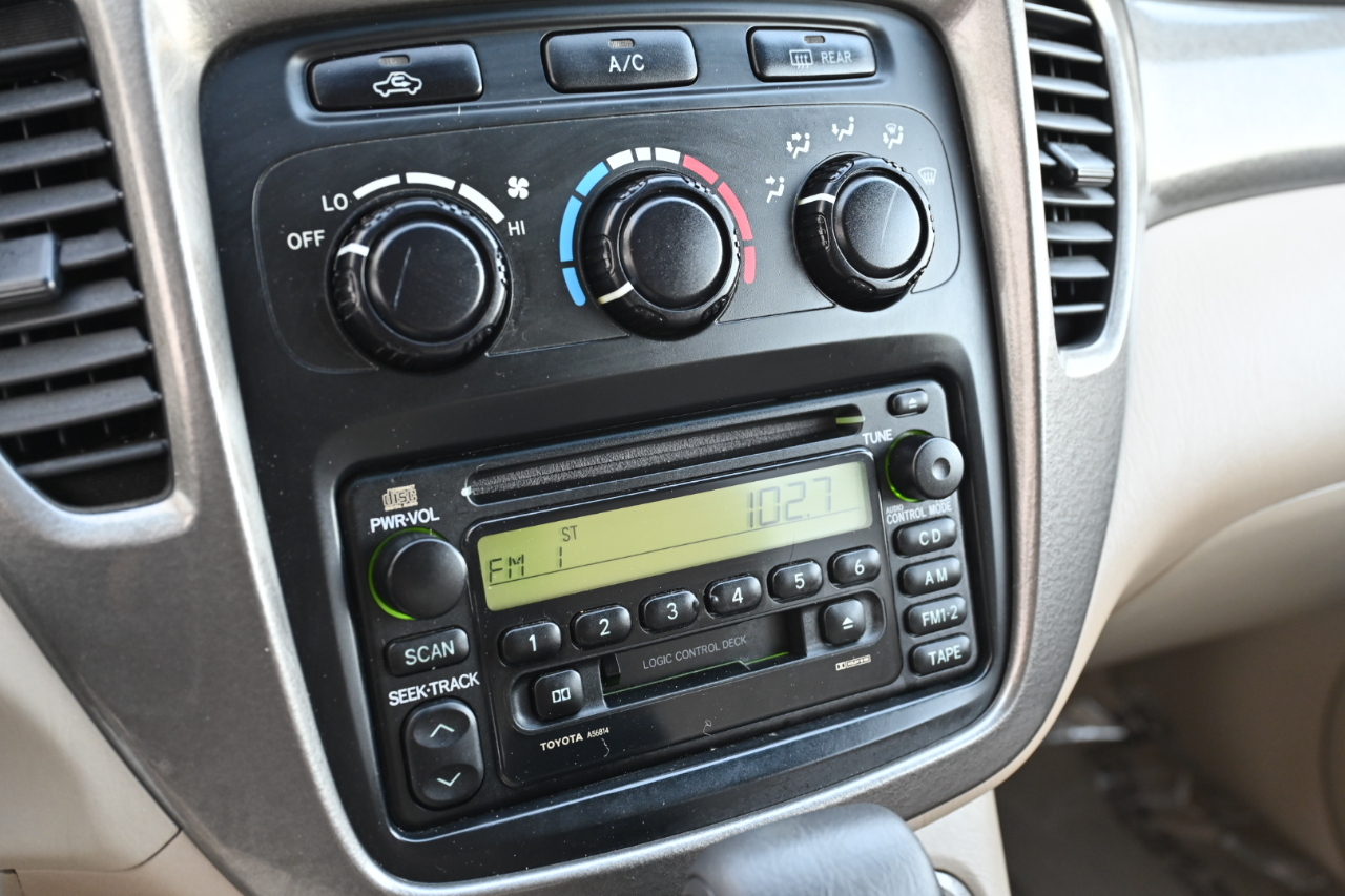 Toyota Highlander photo 29