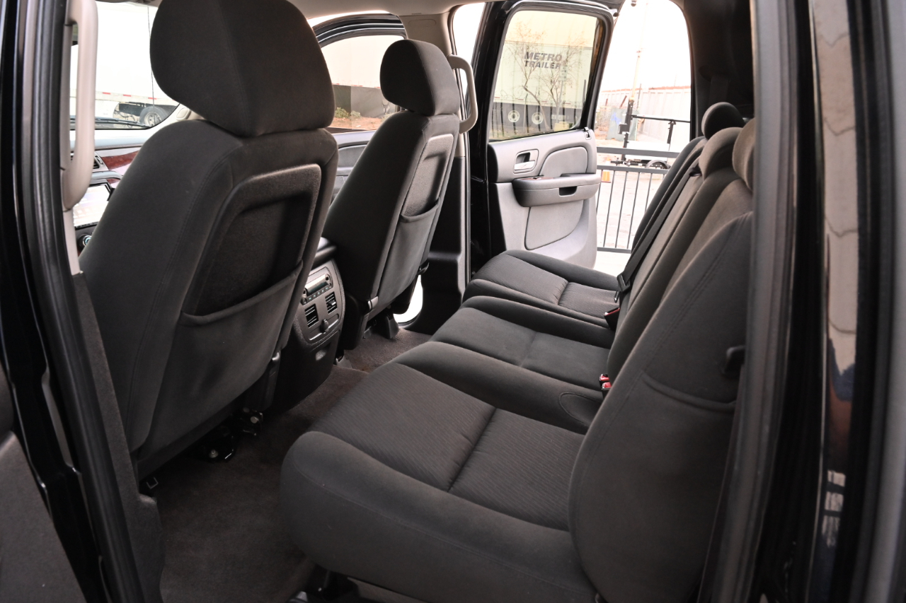 Chevrolet Avalanche photo 14