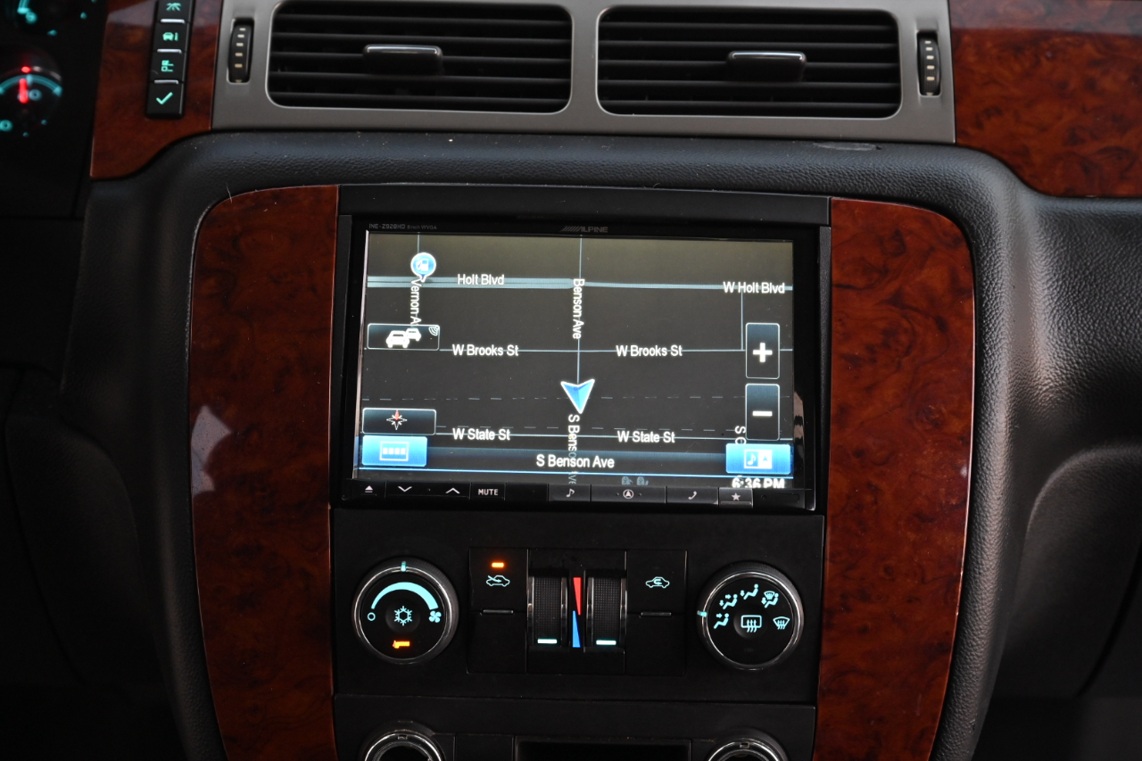 Chevrolet Avalanche photo 17