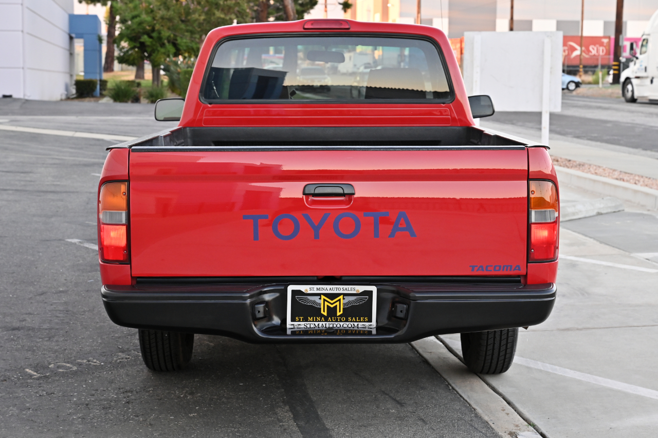 Toyota Tacoma photo 5