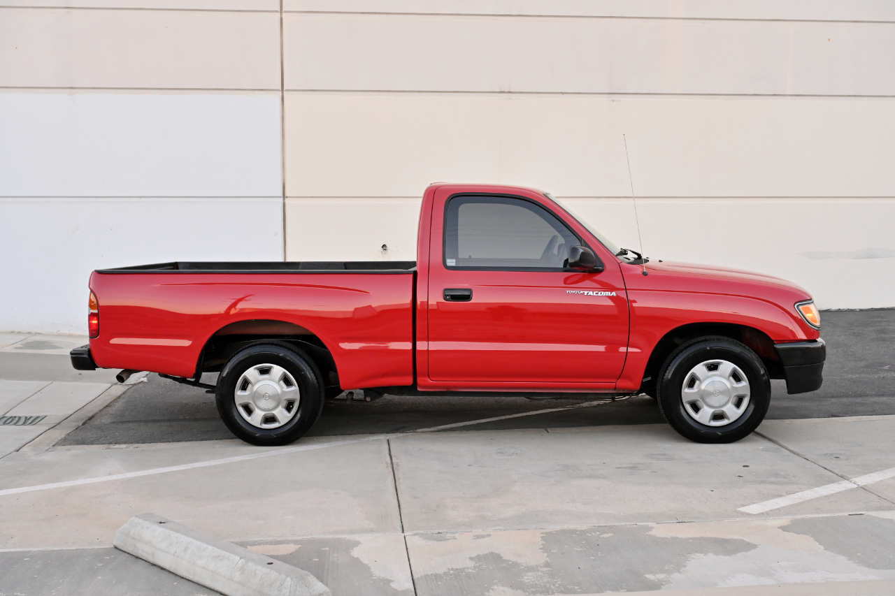 Toyota Tacoma photo 7