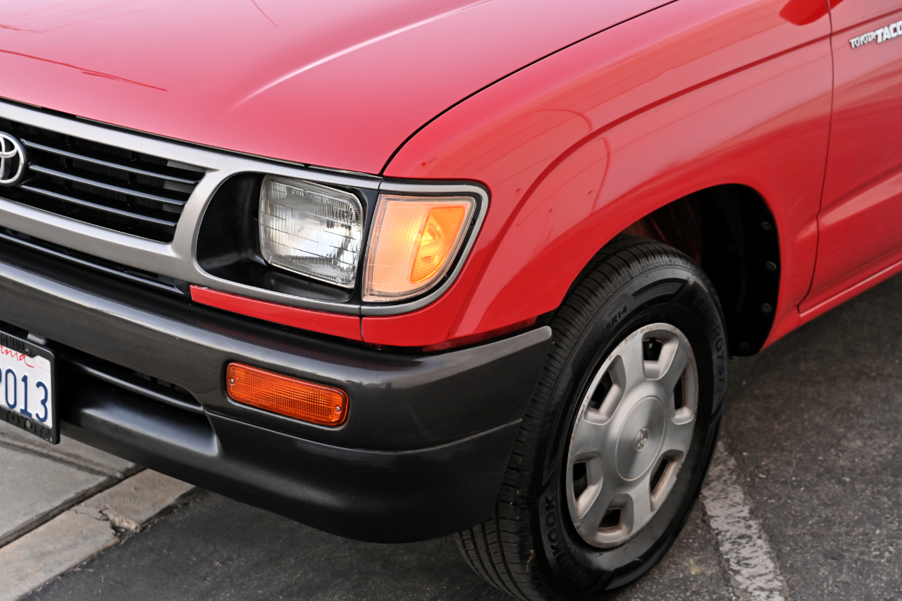 Toyota Tacoma photo 20