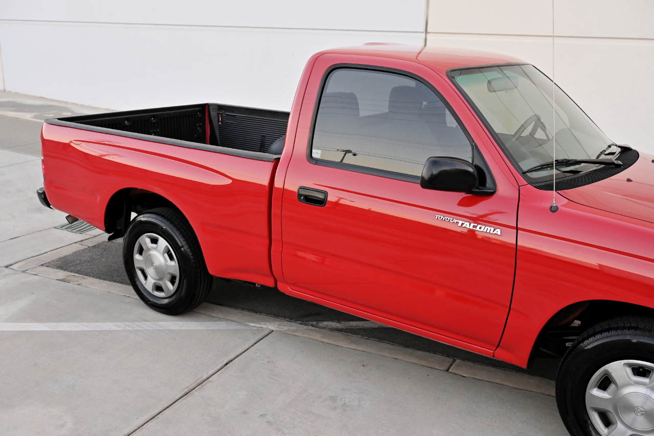 Toyota Tacoma photo 27