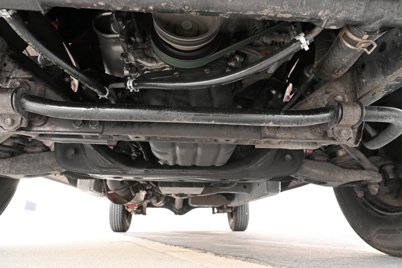 Toyota Tacoma photo 32