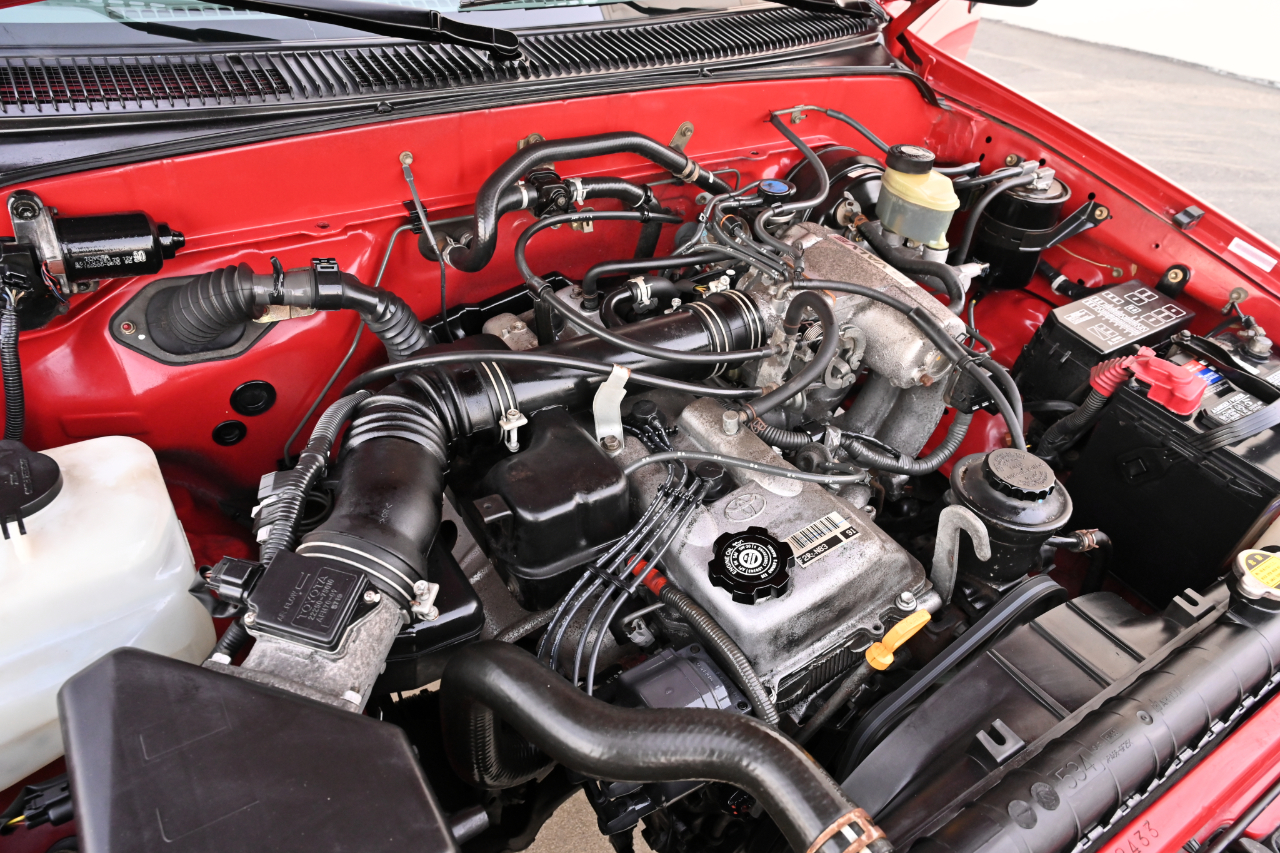 Toyota Tacoma photo 38