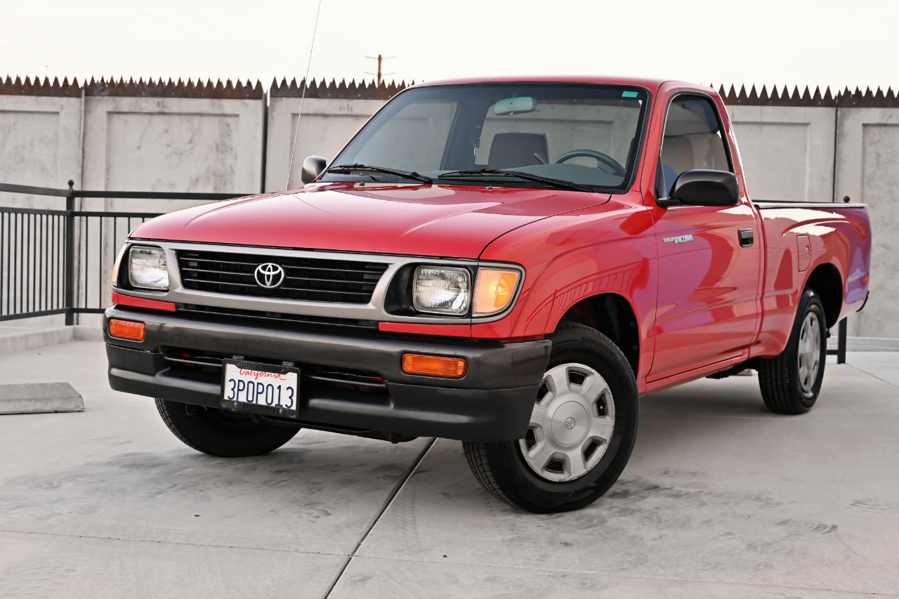 Toyota Tacoma photo 44