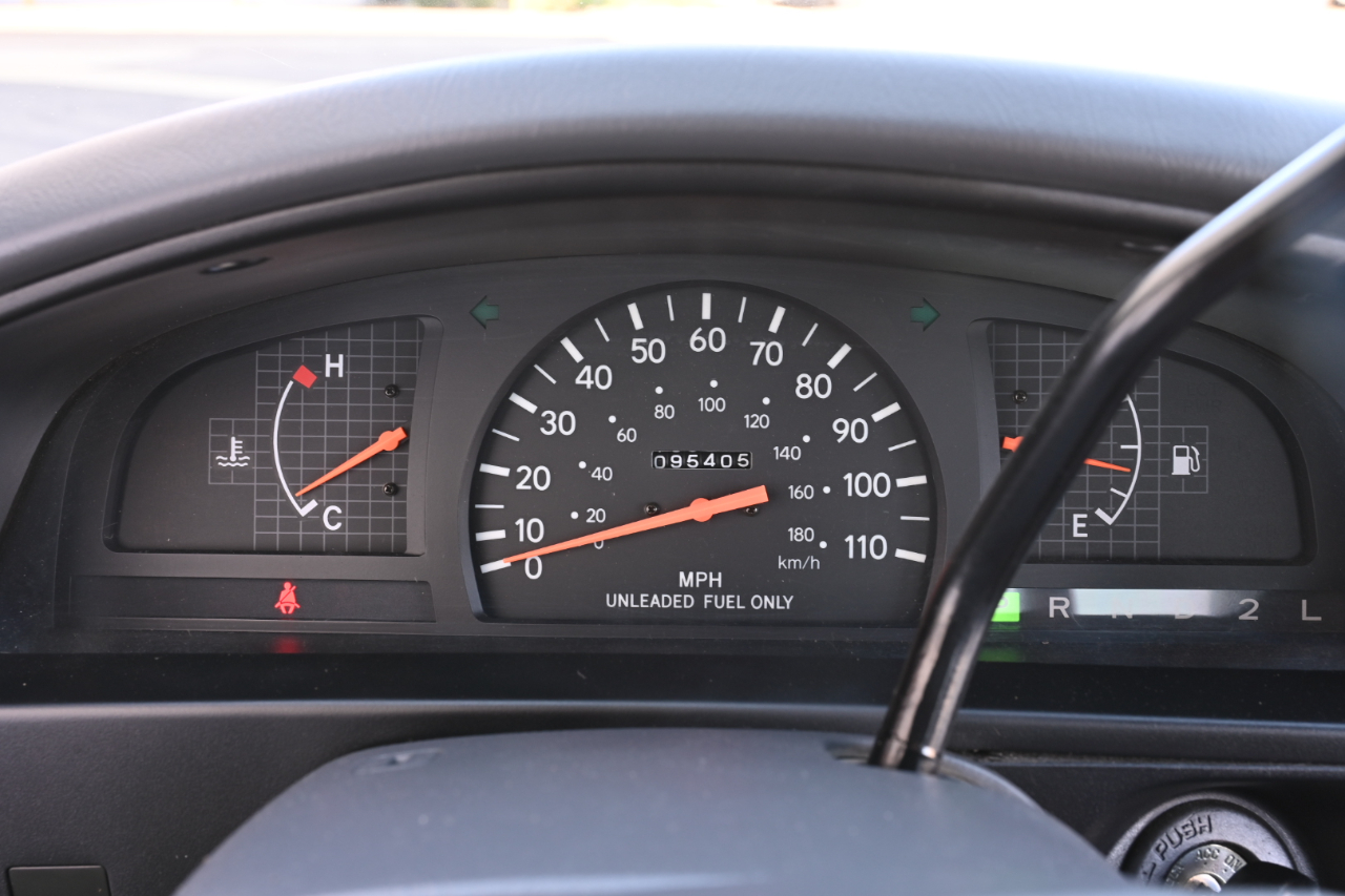 Toyota Tacoma photo 37
