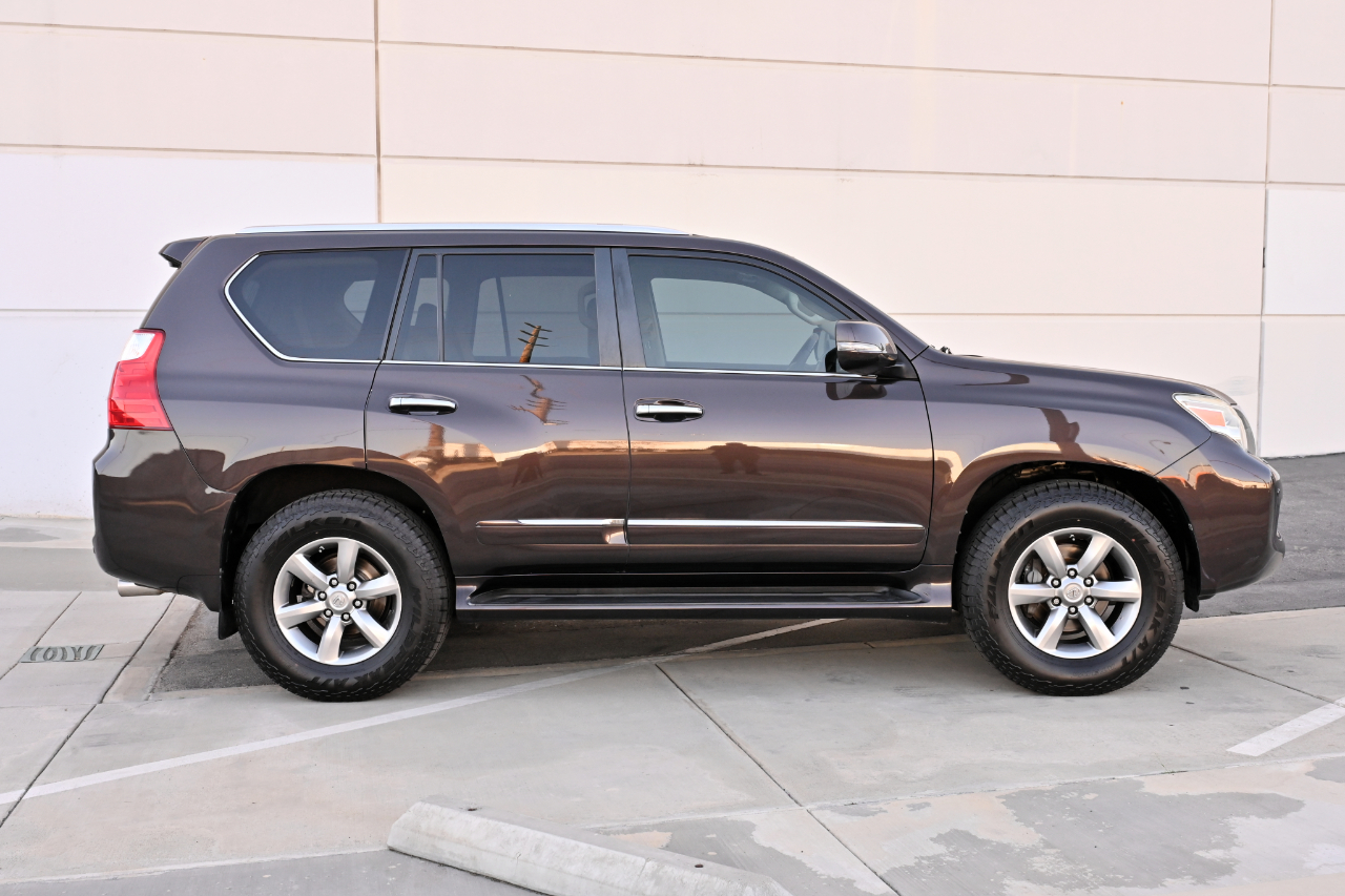 Lexus GX photo 7