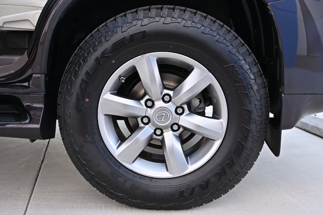 Lexus GX photo 27