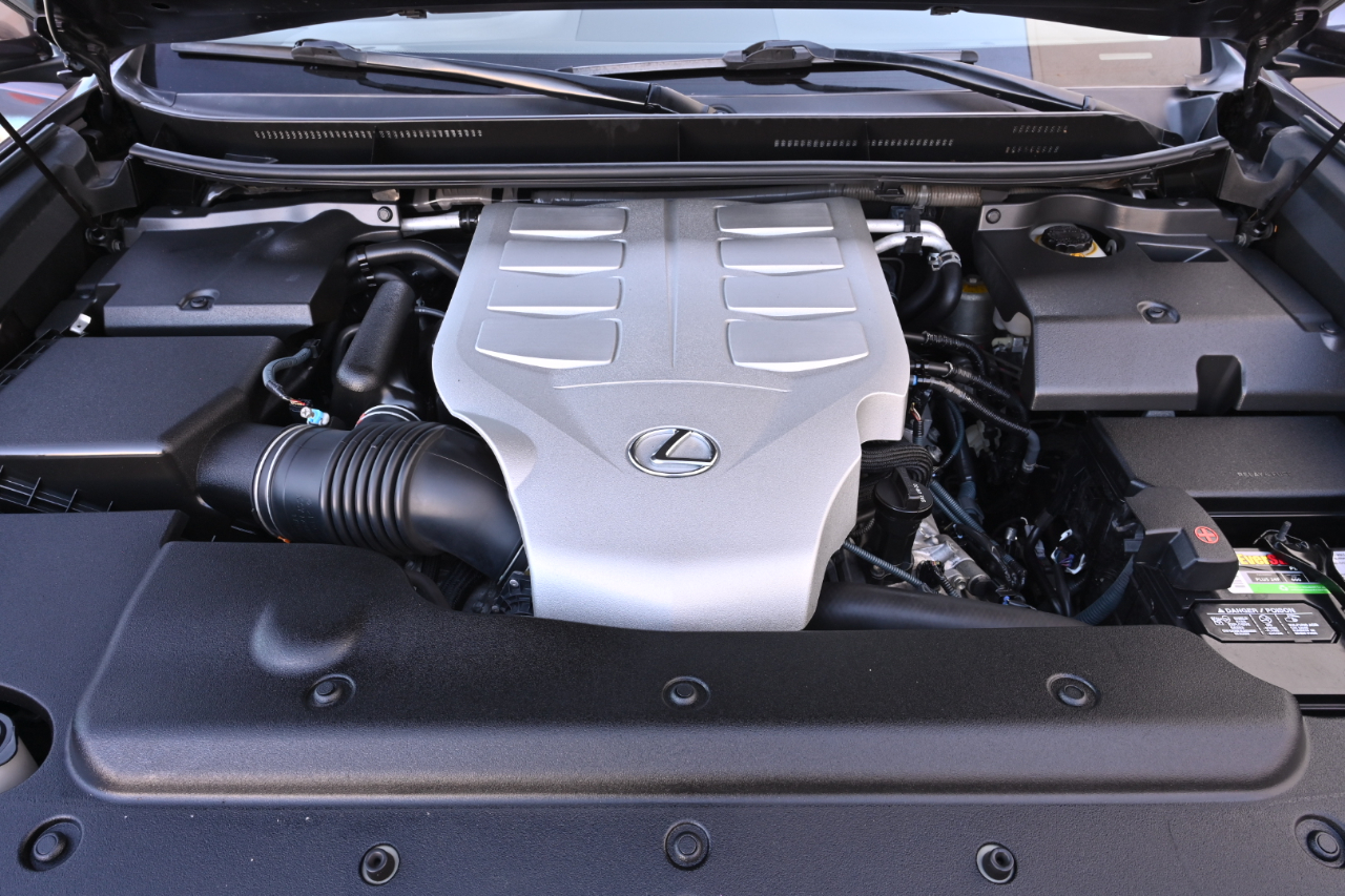 Lexus GX photo 36