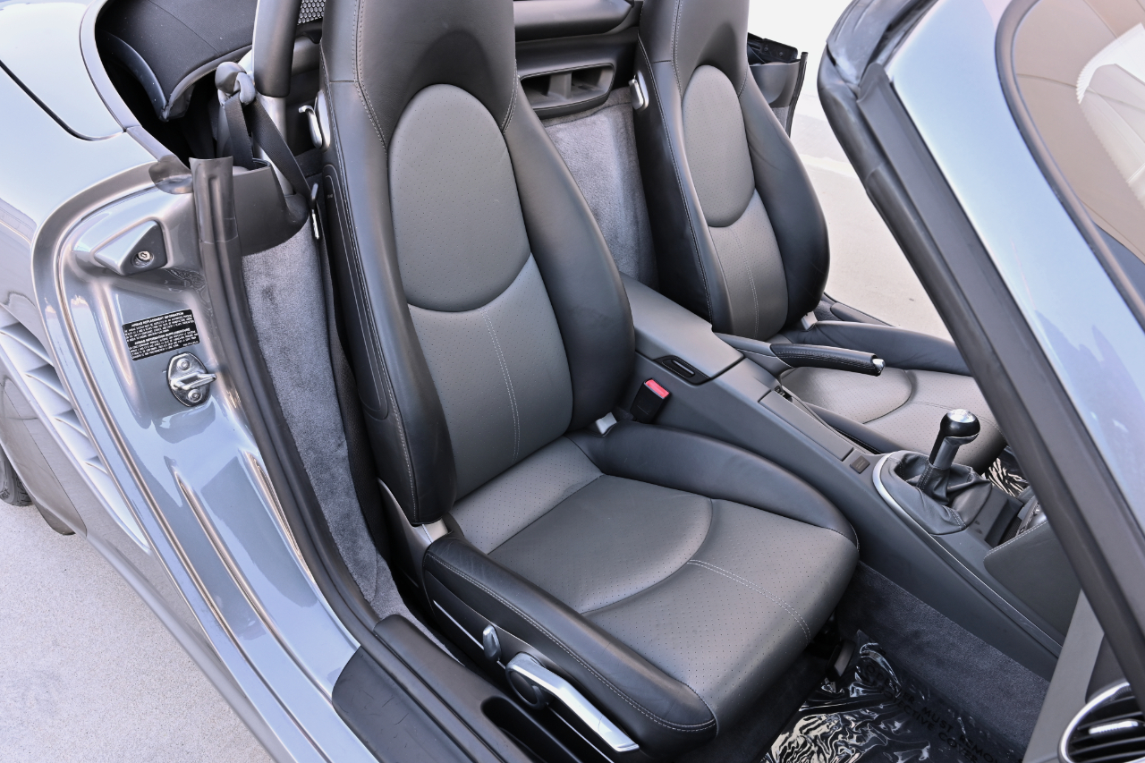 Porsche Boxster photo 16