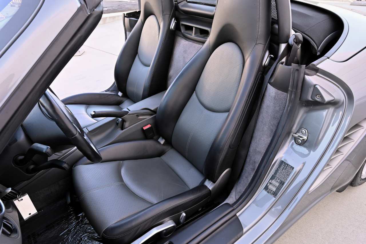 Porsche Boxster photo 17
