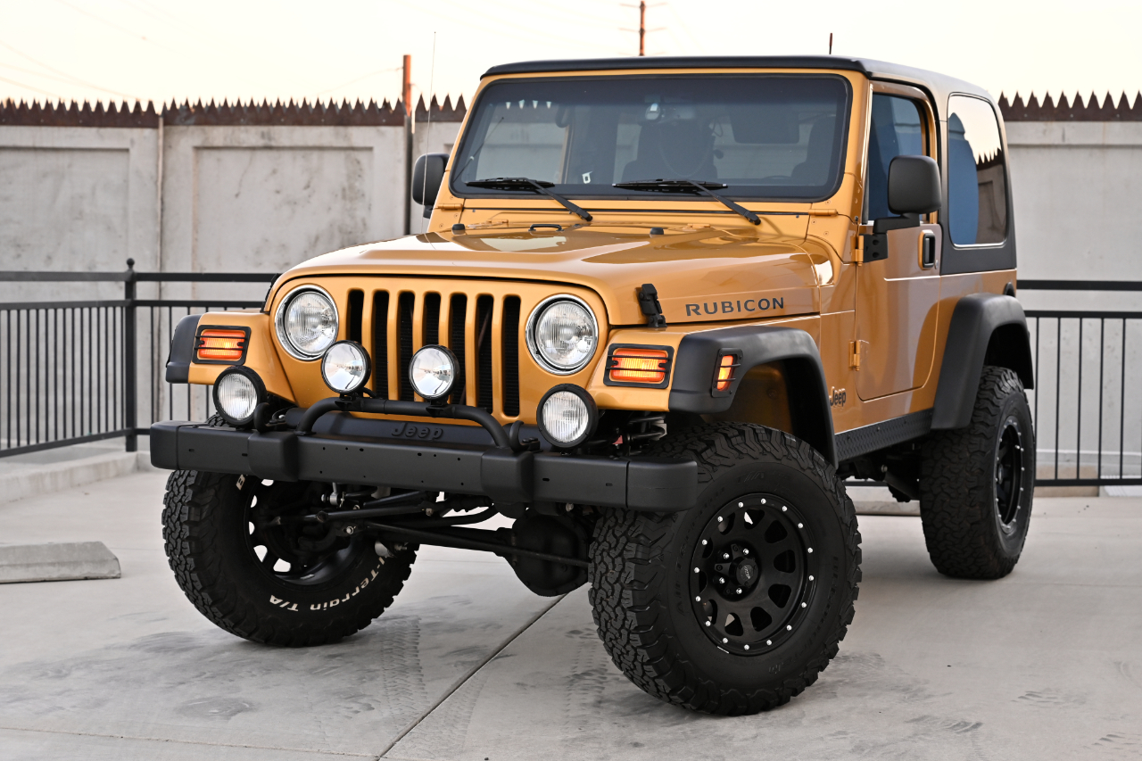 Jeep Wrangler photo 3