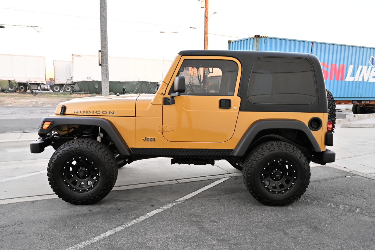 Jeep Wrangler photo 4
