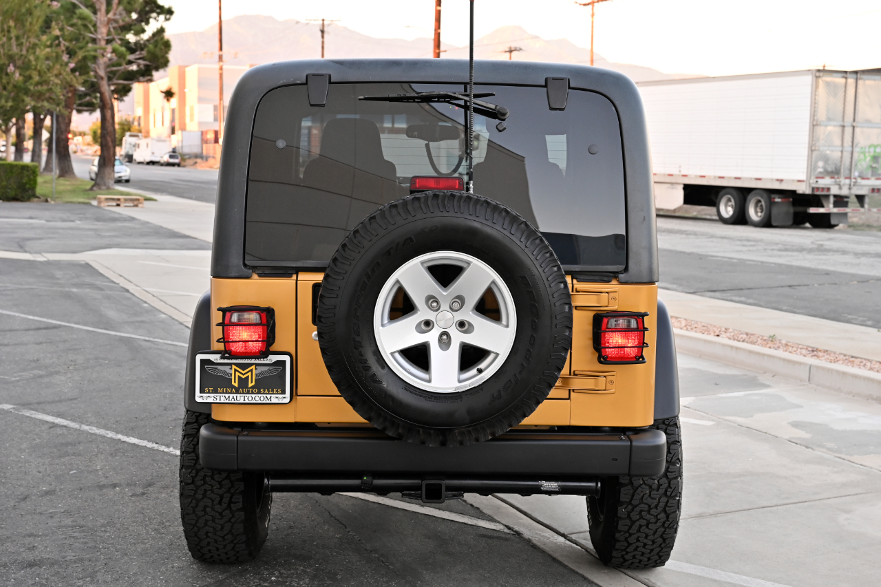 Jeep Wrangler photo 6