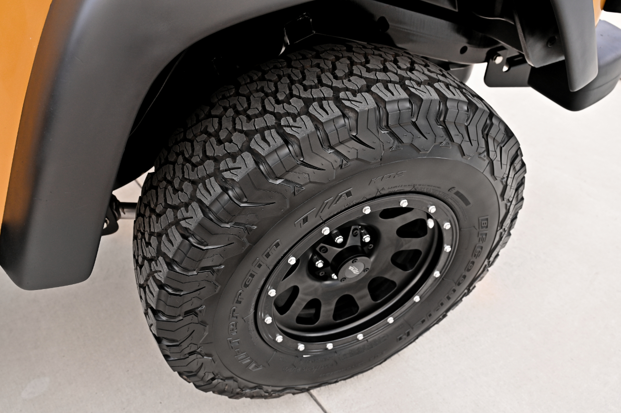 Jeep Wrangler photo 24