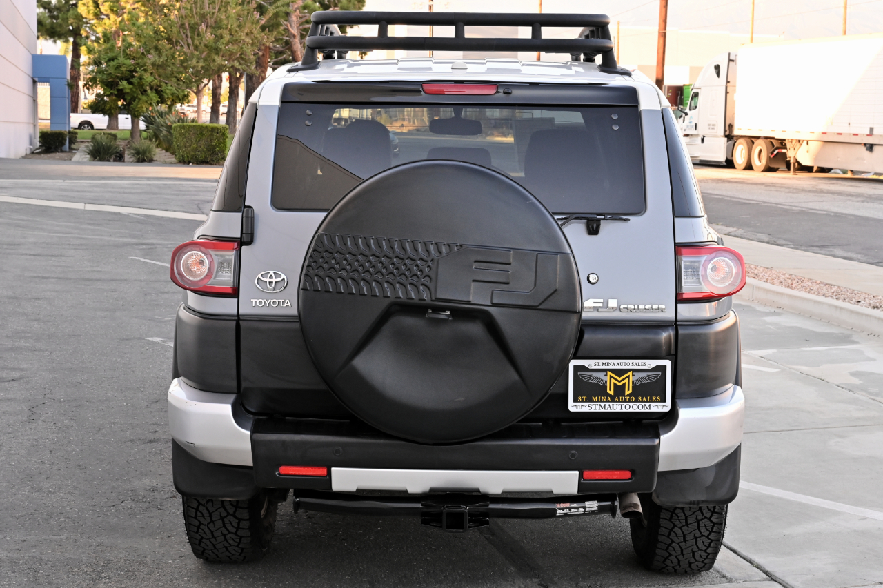 Toyota FJ Cruiser photo 5