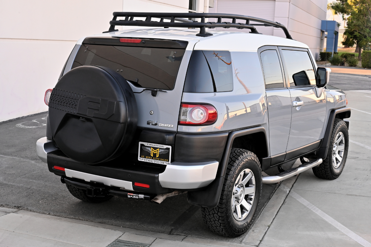 Toyota FJ Cruiser photo 6