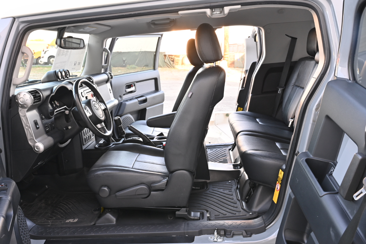 Toyota FJ Cruiser photo 19