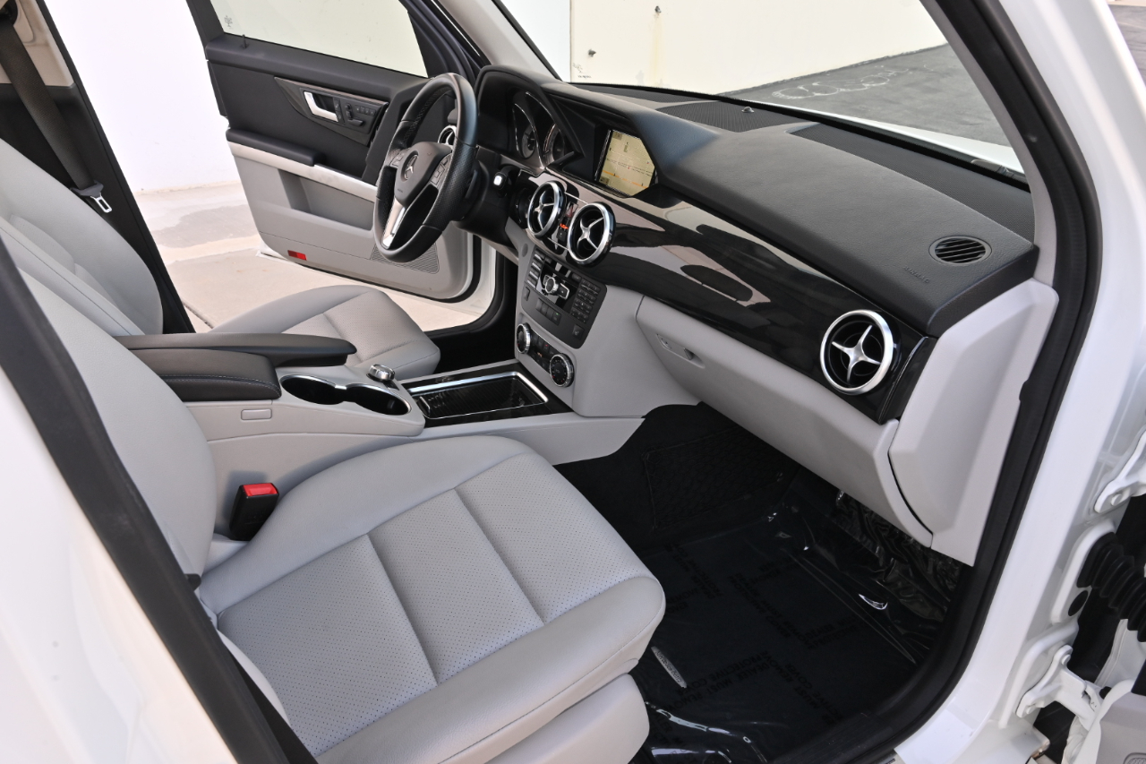 Mercedes-Benz GLK-Class photo 15