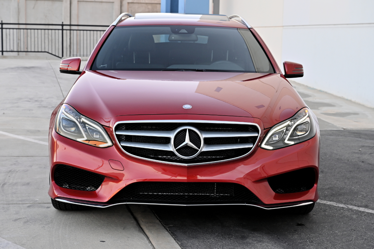 Mercedes-Benz E-Class photo 10