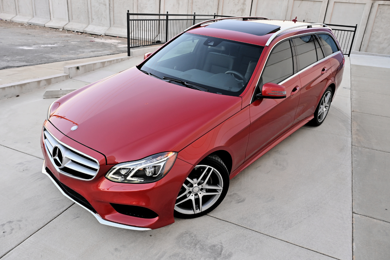 Mercedes-Benz E-Class photo 12