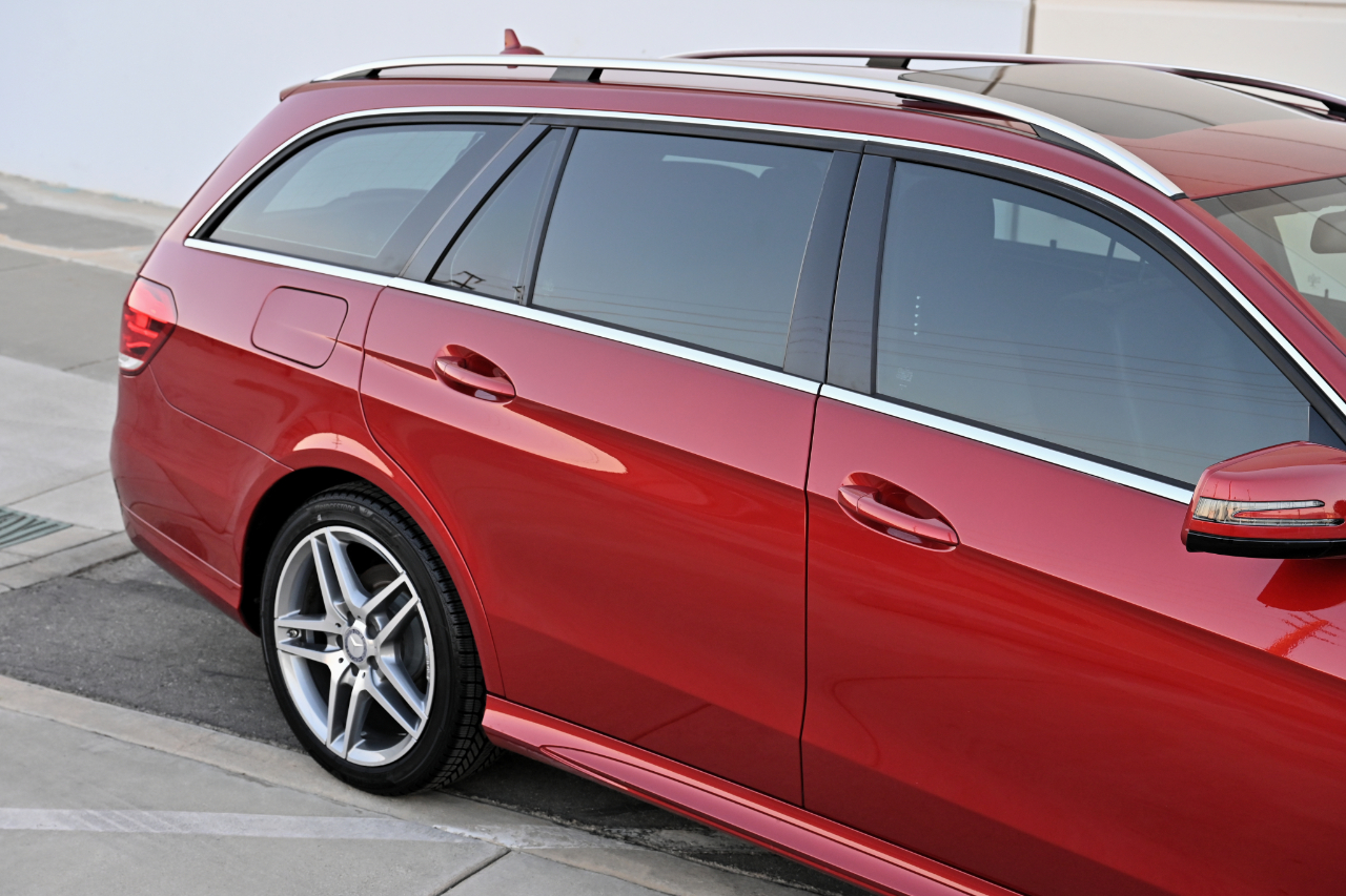 Mercedes-Benz E-Class photo 37