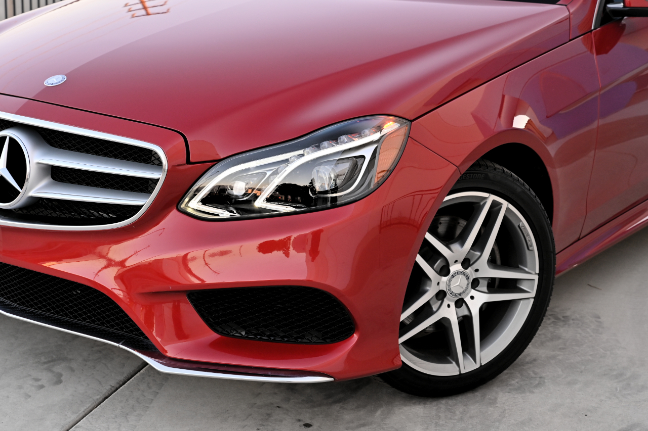 Mercedes-Benz E-Class photo 38