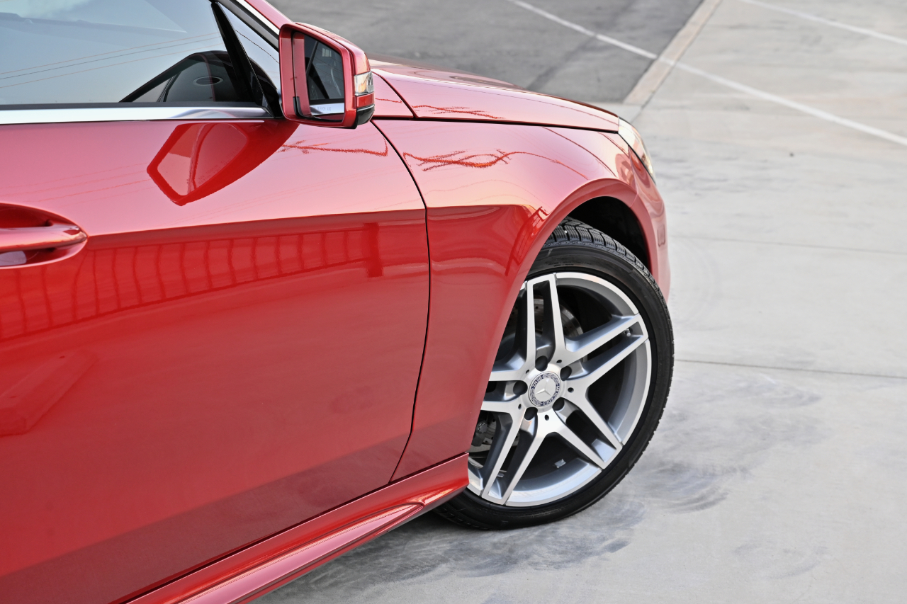 Mercedes-Benz E-Class photo 39