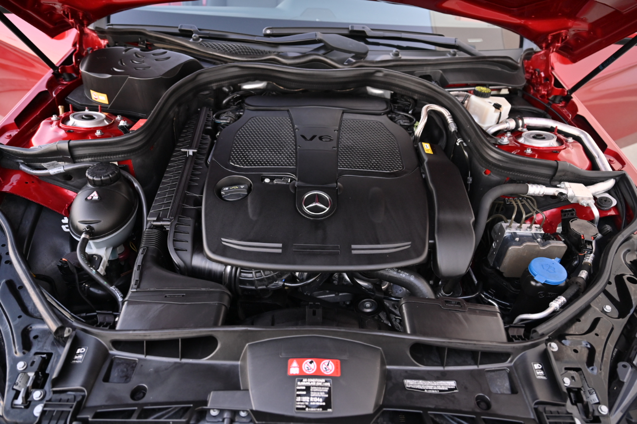 Mercedes-Benz E-Class photo 46