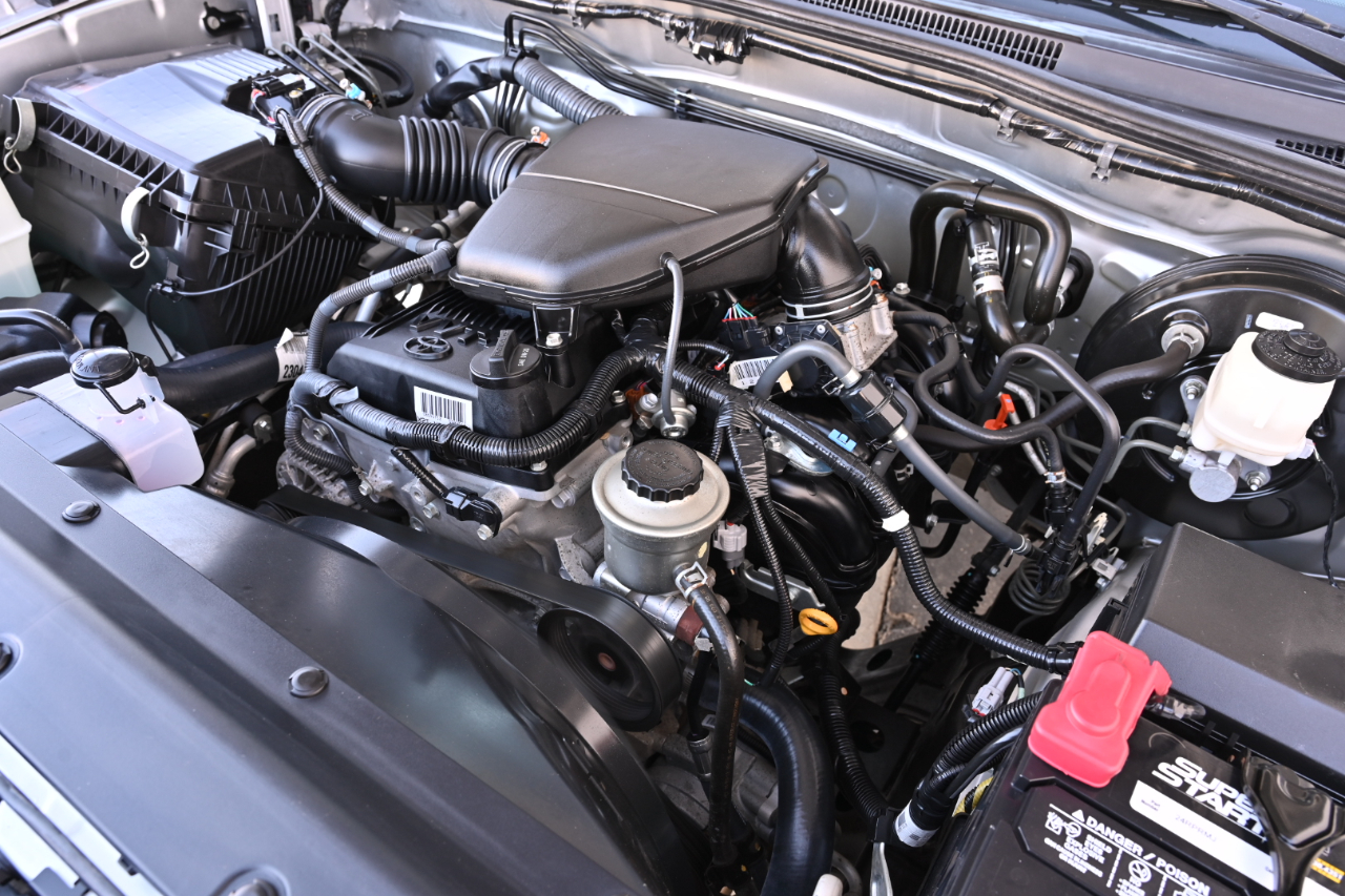 Toyota Tacoma photo 17