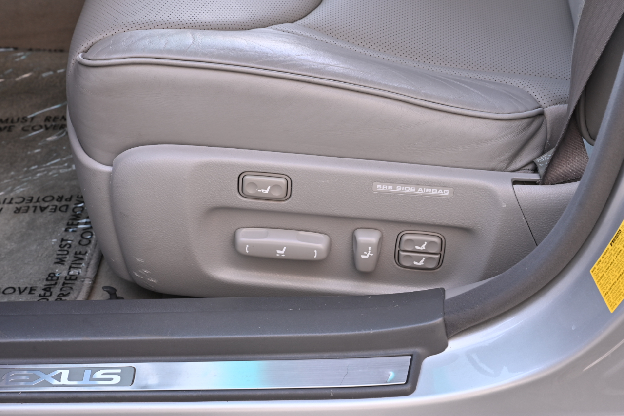 Lexus LS photo 21